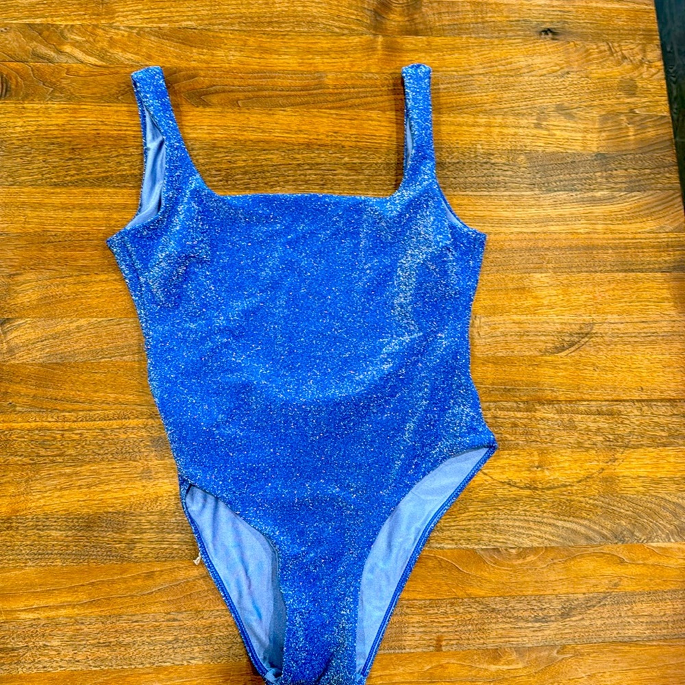 Berlook one piece size M